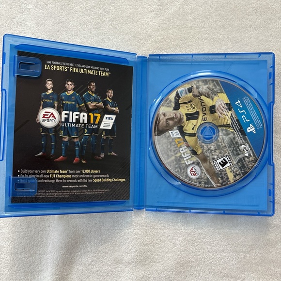 Ps4 Playstation EA Sports Fifa 17 Video Game - Picture 3 of 4